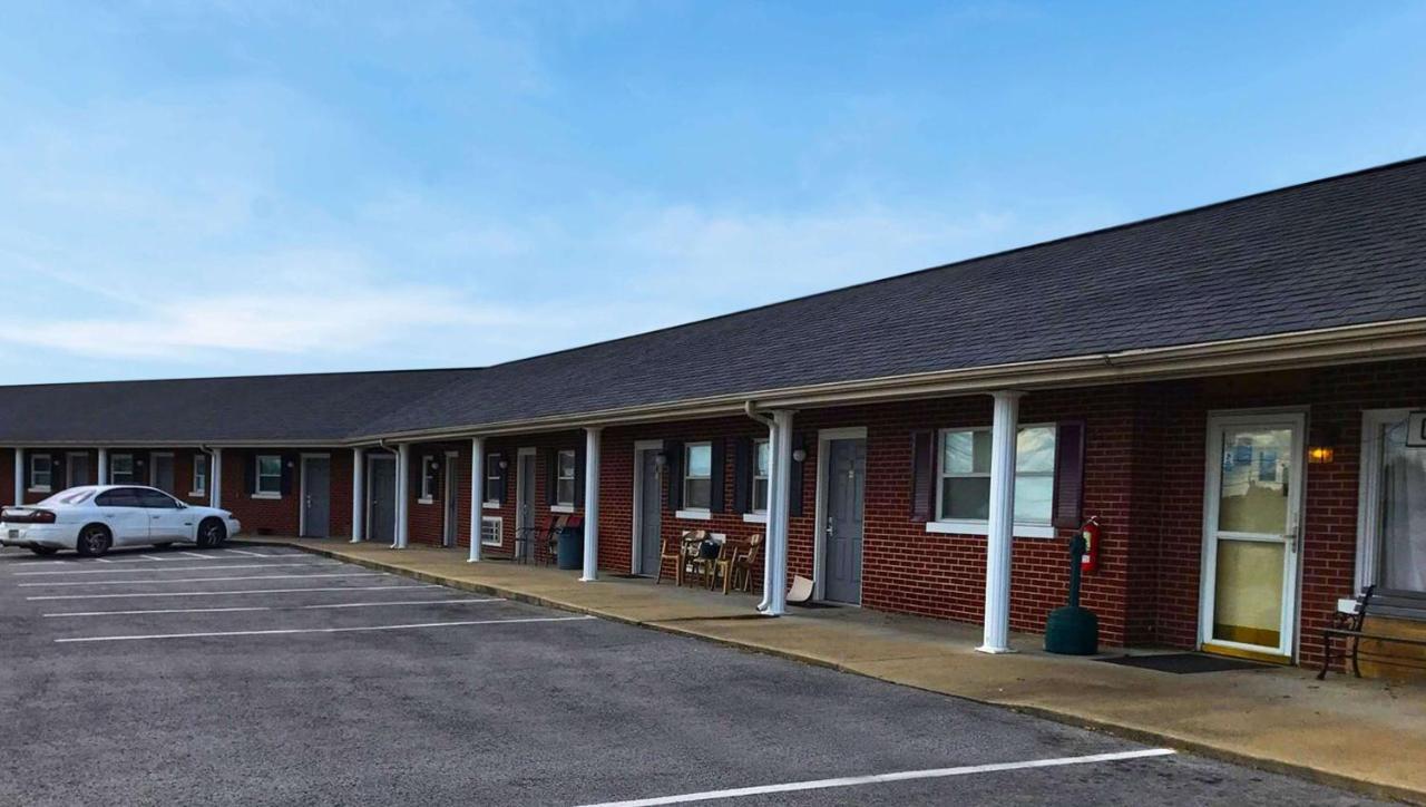 Lucky Vista Motel Campbellsville Exterior photo